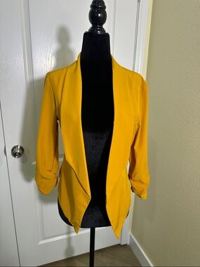 C’EST TOI. Mustard Yellow Open-Front Women's Blazer Jacket. Ruched sleeves. S